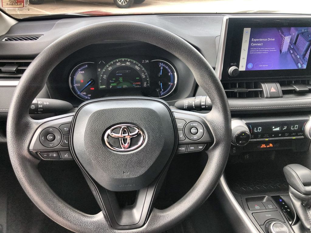 2025 Toyota RAV4 Hybrid
