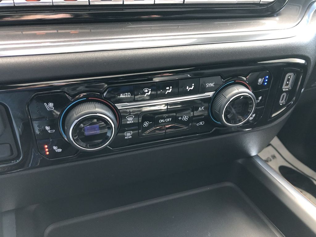 2024 Chevrolet Silverado 3500