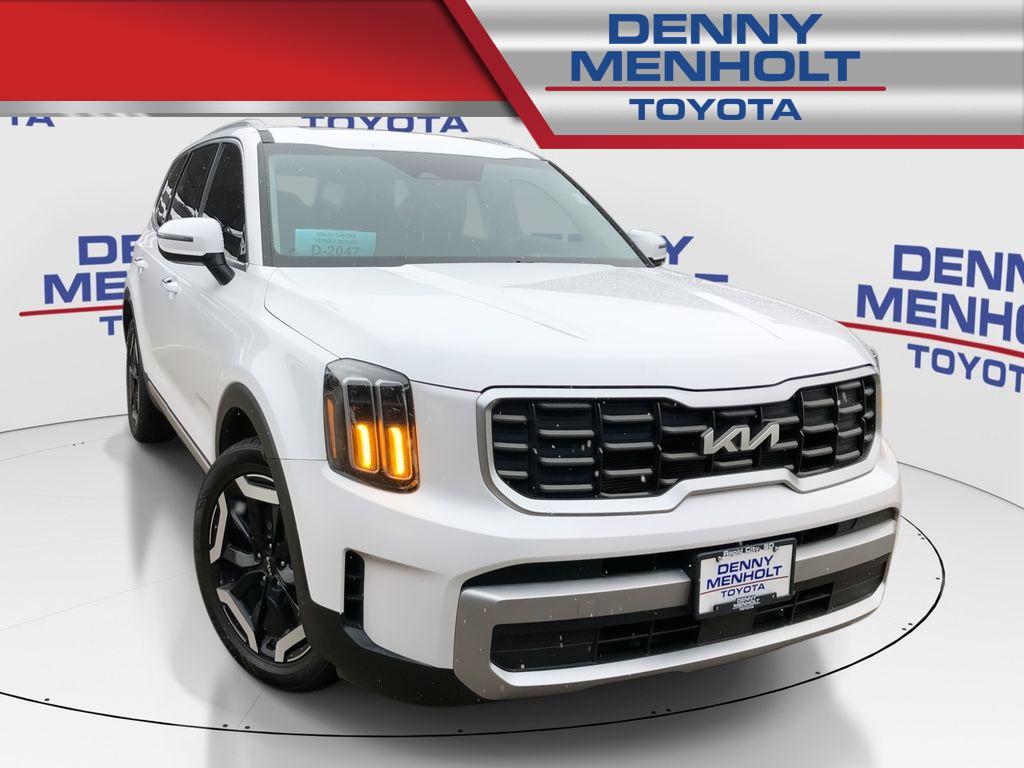 Used 2024 Kia Telluride S SUVs