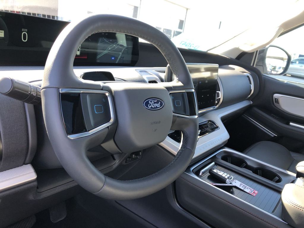 2025 Ford Expedition
