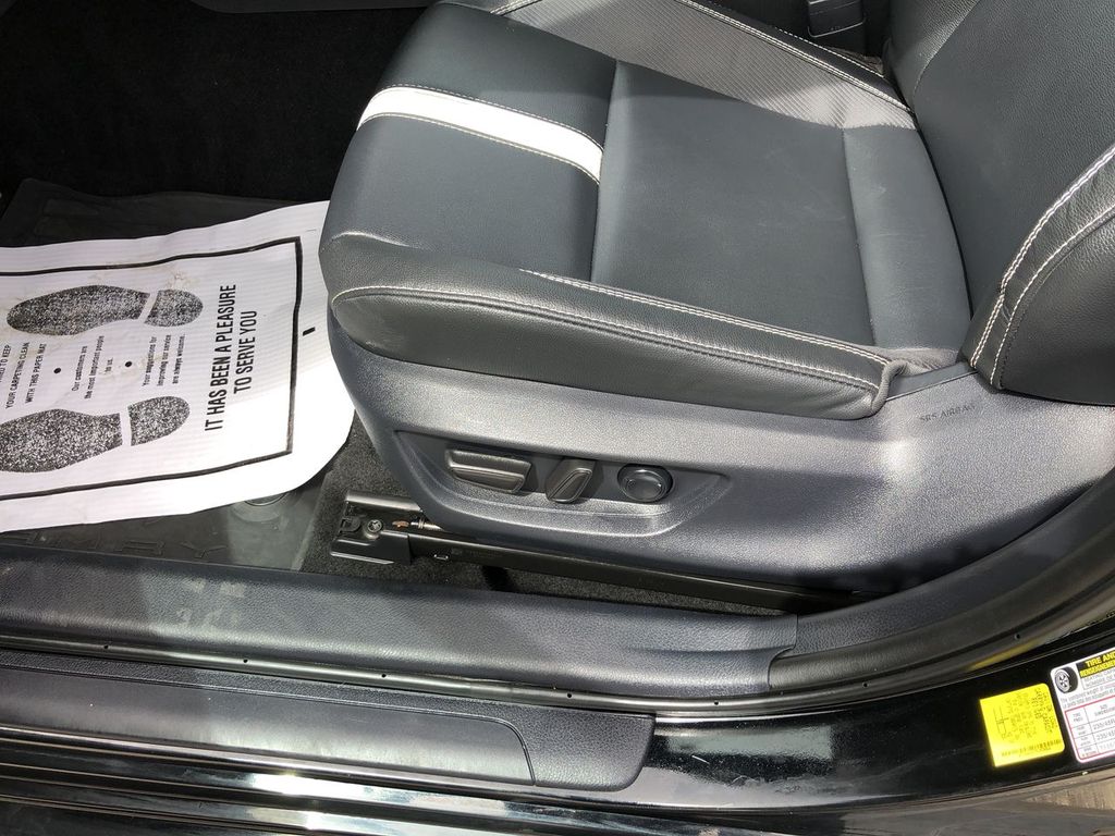 2025 Toyota Camry Hybrid