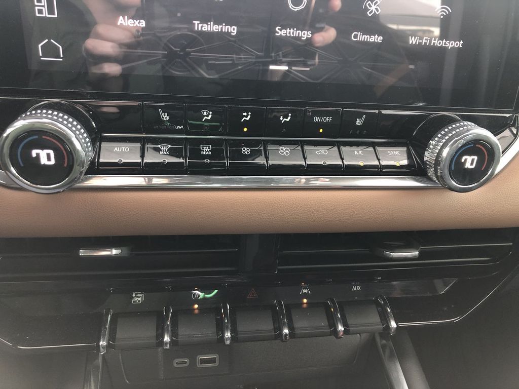 2024 GMC Canyon