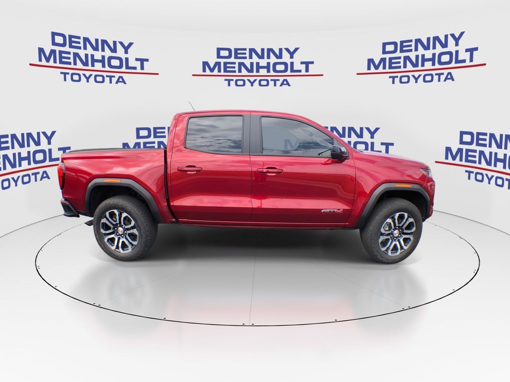 2024 GMC Canyon