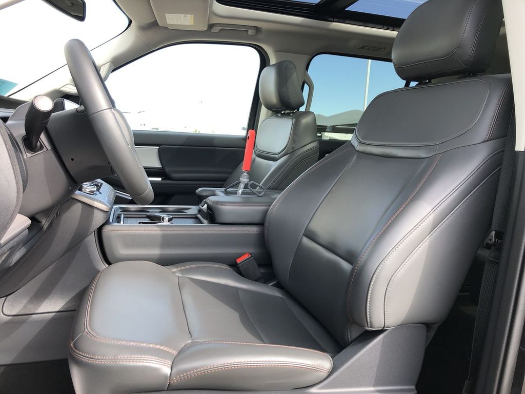 2025 Ford Expedition MAX