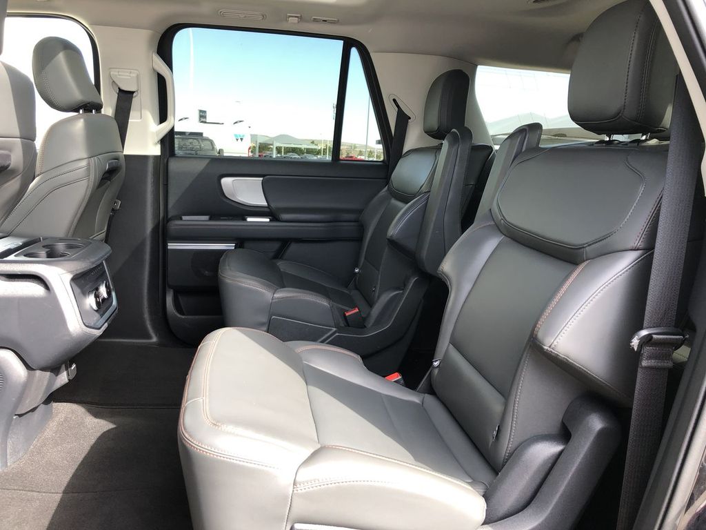 2025 Ford Expedition MAX