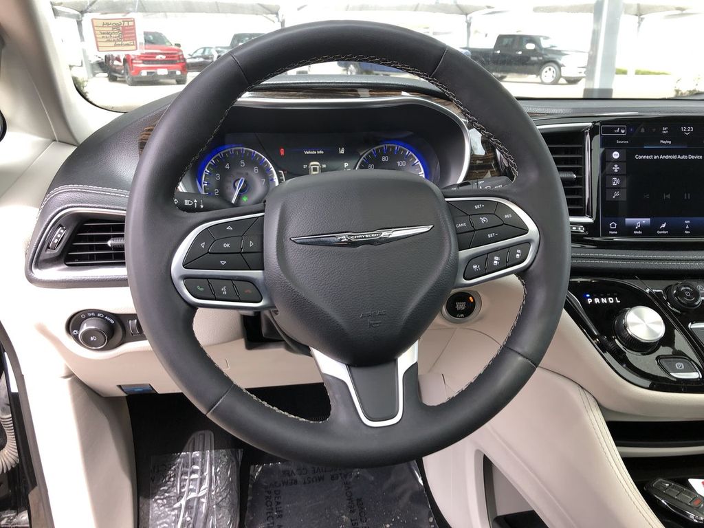 2024 Chrysler Pacifica