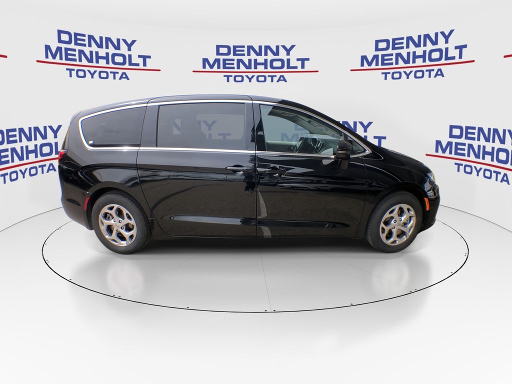 2024 Chrysler Pacifica