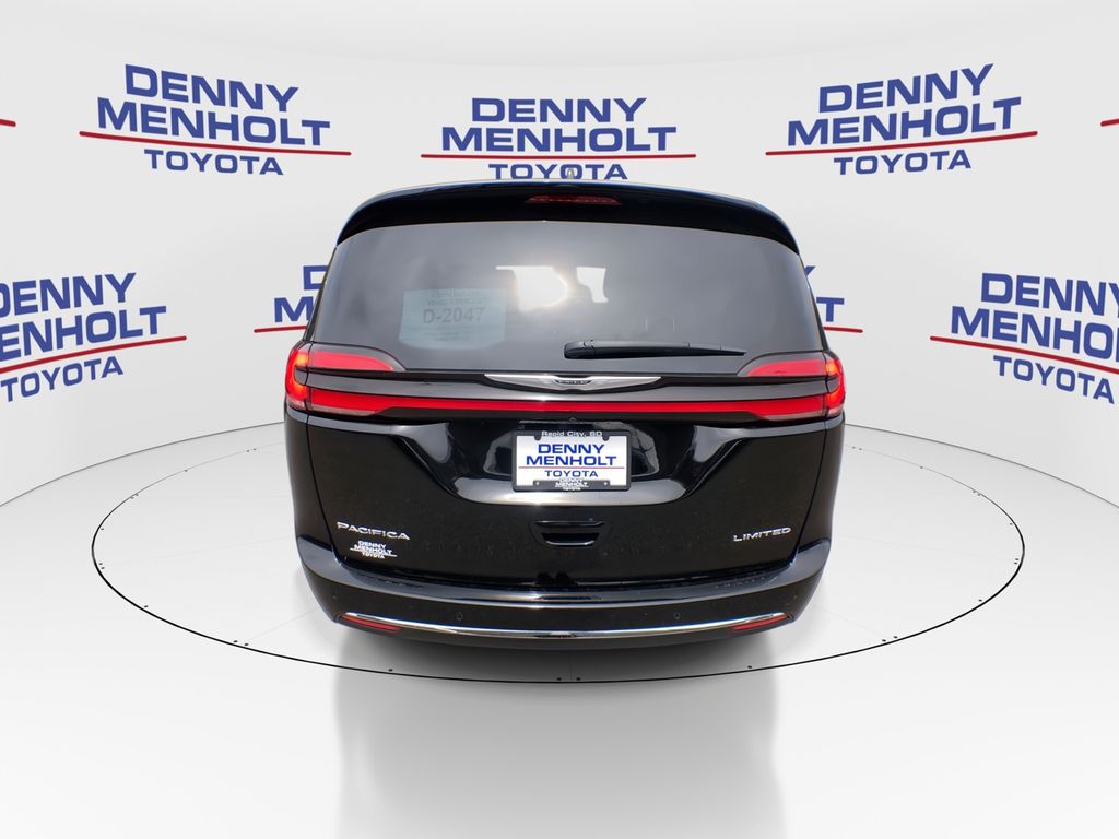 2024 Chrysler Pacifica