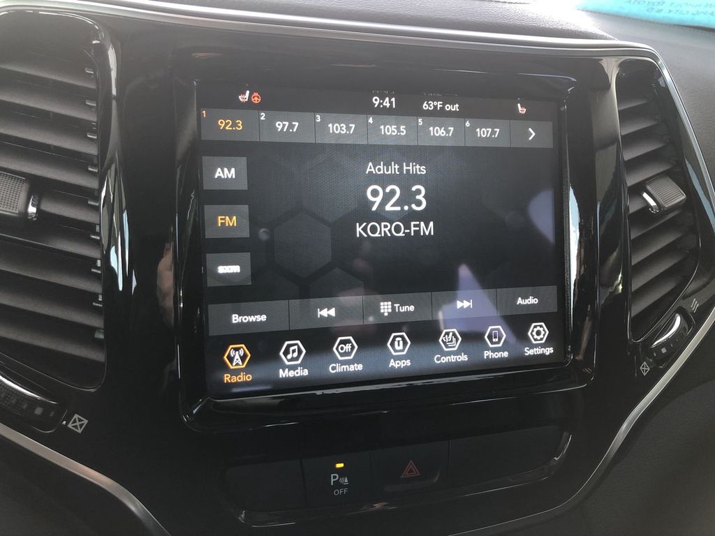 2020 Jeep Cherokee