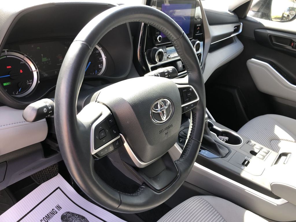 2023 Toyota Highlander Hybrid