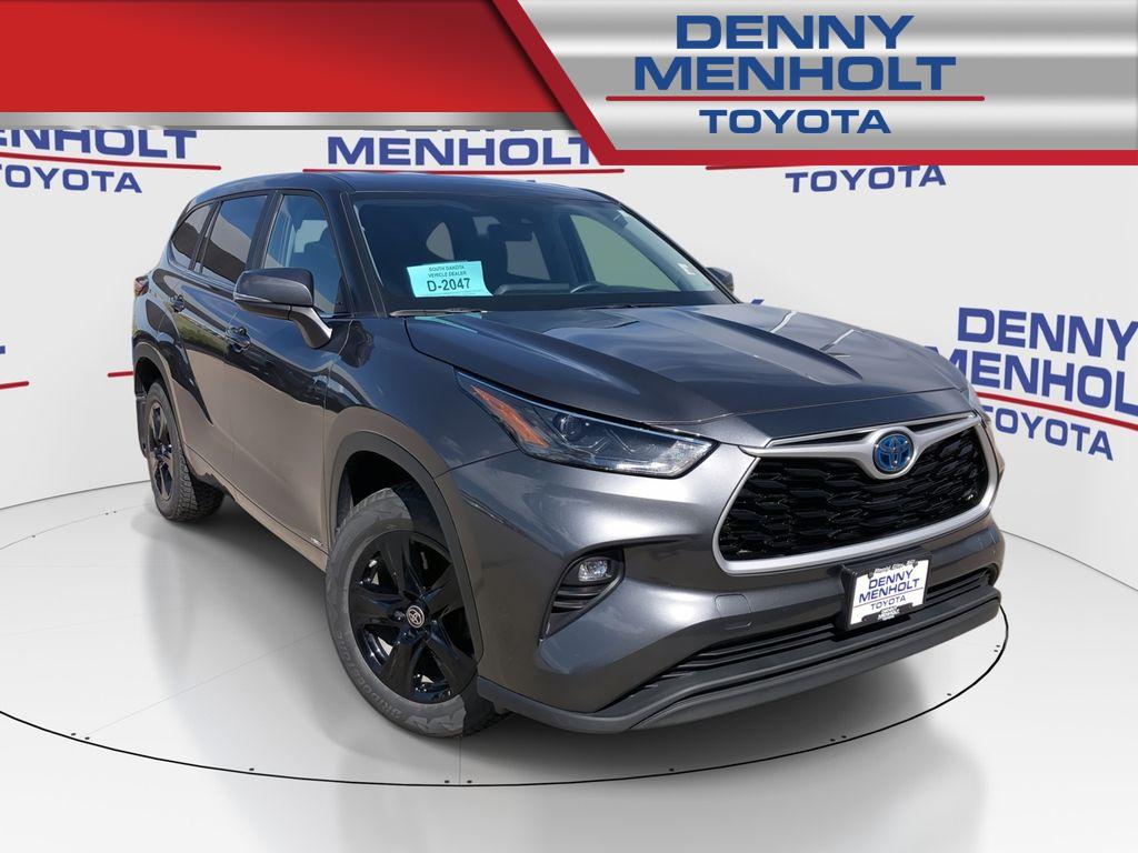 Used 2023 Toyota Highlander Hybrid Hybrid LE SUVs