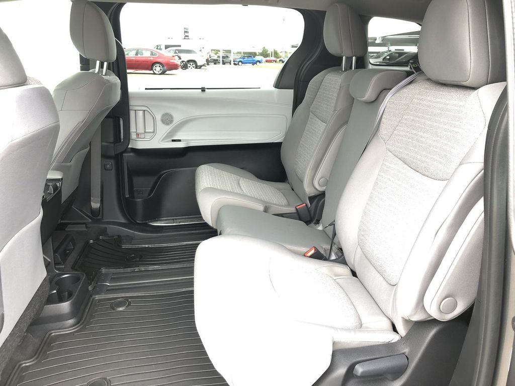 2025 Toyota Sienna