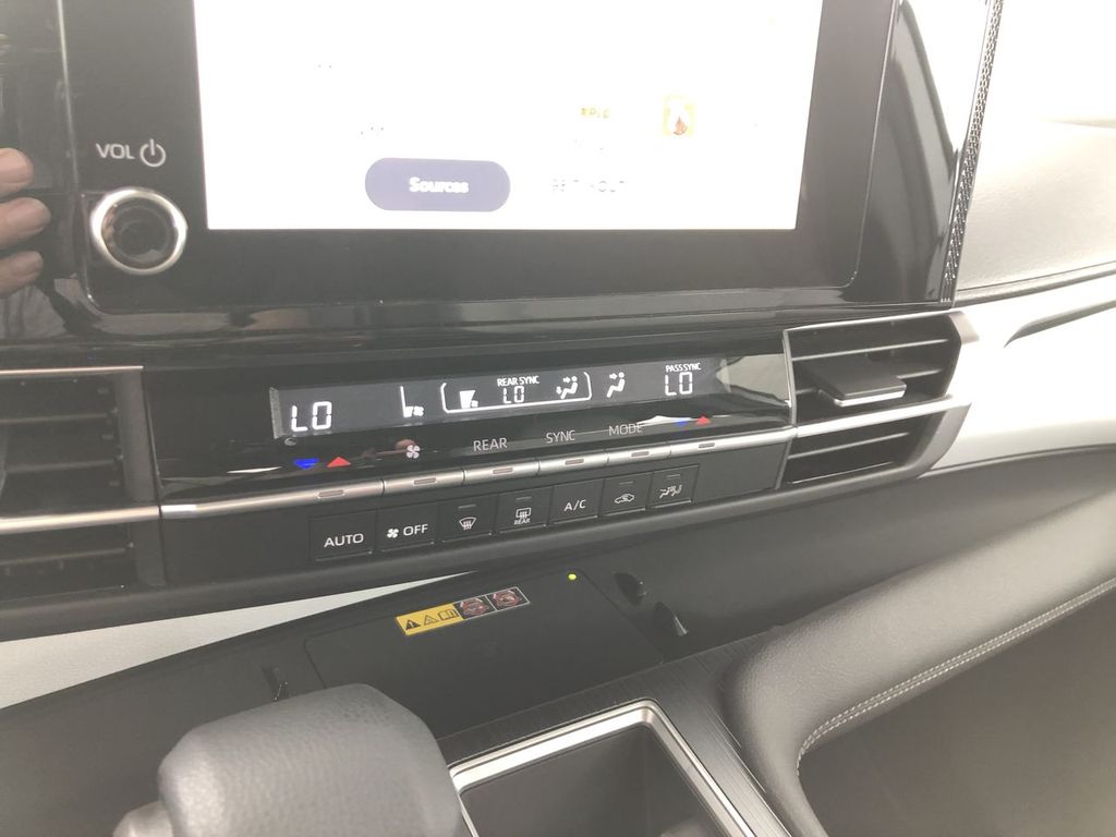 2025 Toyota Sienna