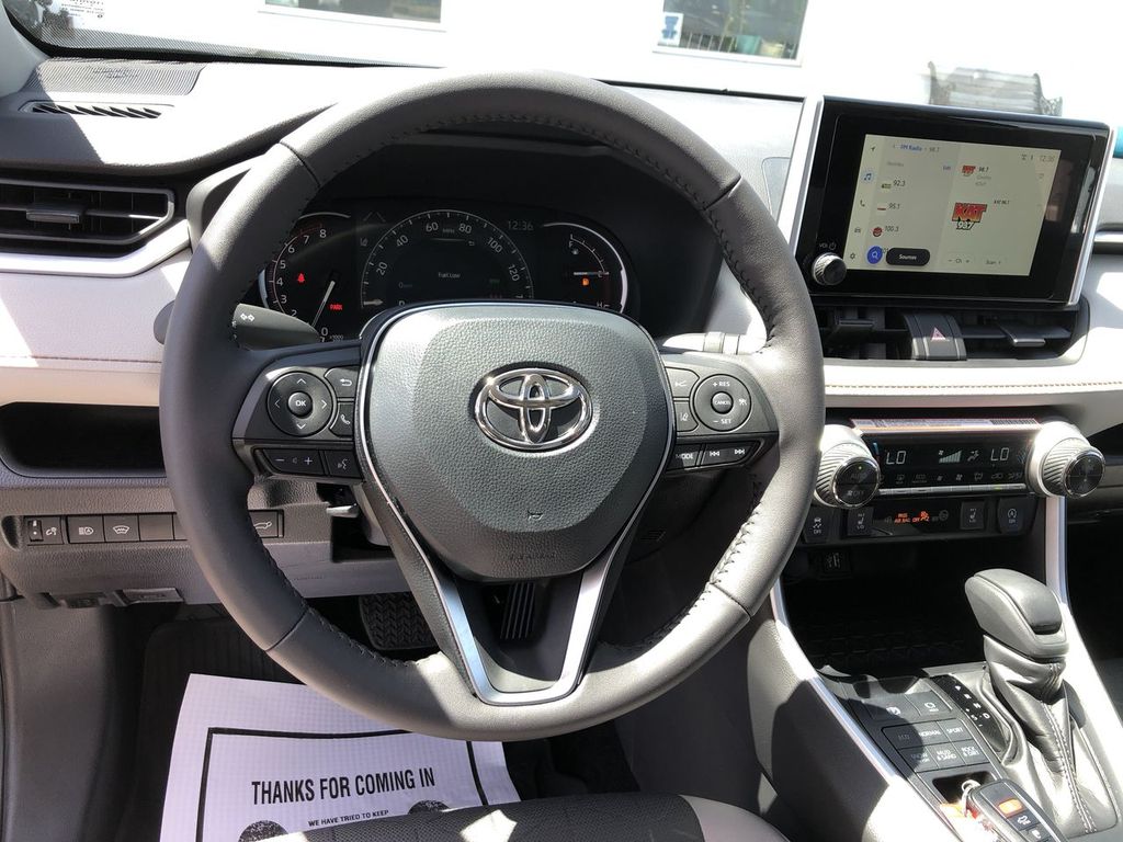 2025 Toyota RAV4