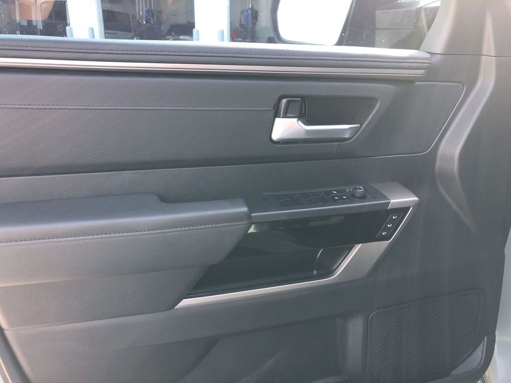 2023 Toyota Sequoia