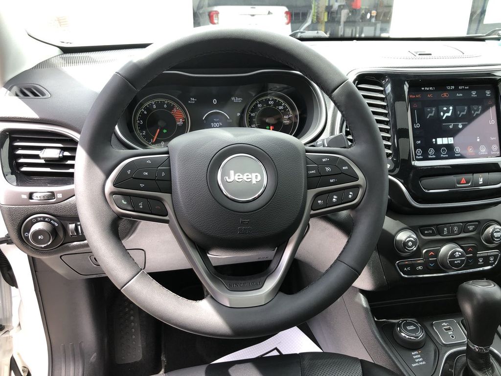 2022 Jeep Cherokee