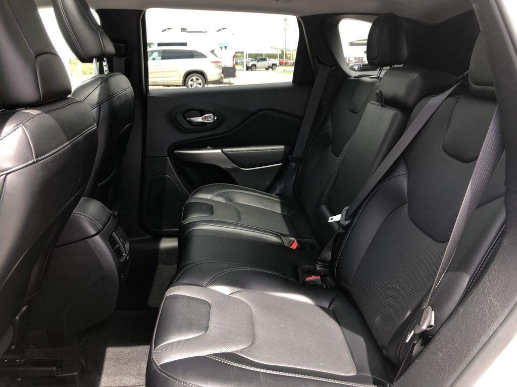 2022 Jeep Cherokee