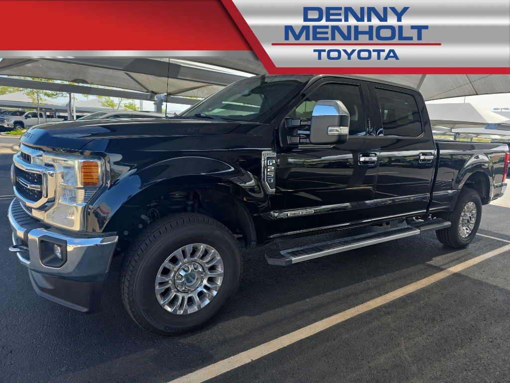 Used 2022 Ford F-250 LARIAT Trucks