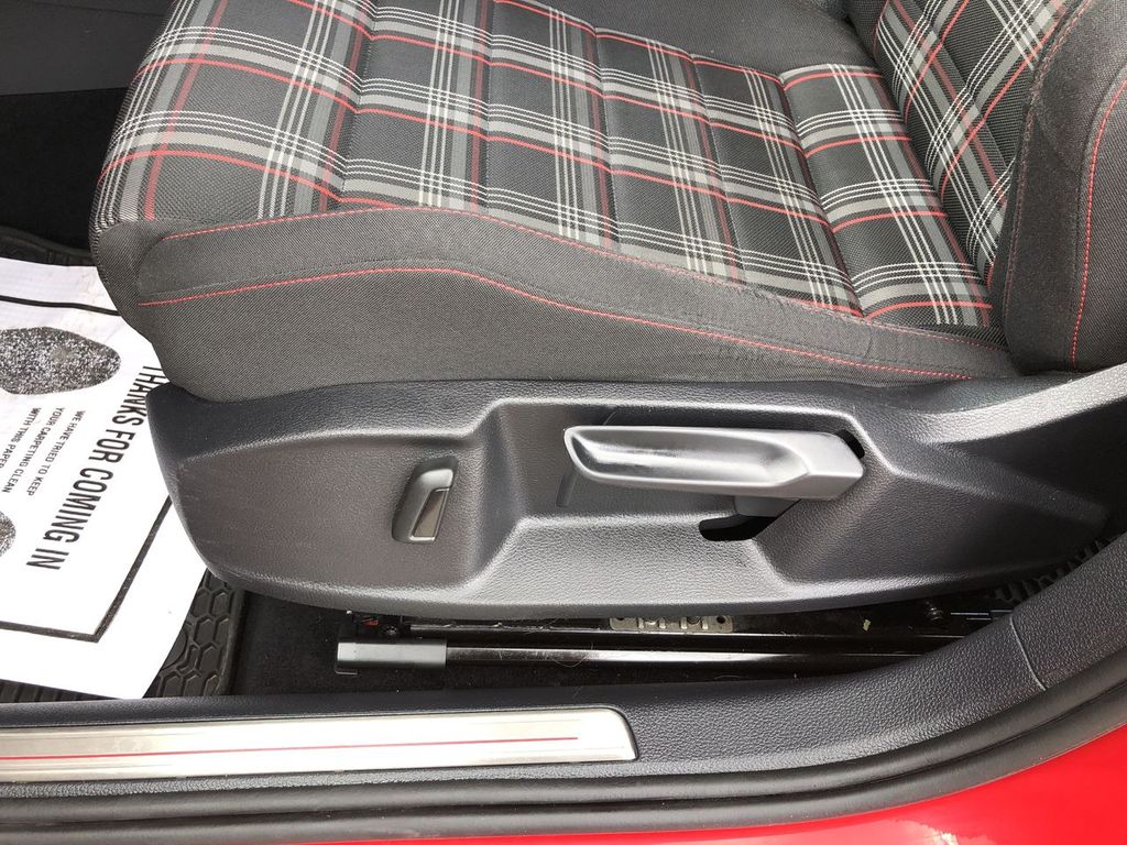 2020 Volkswagen Golf GTI
