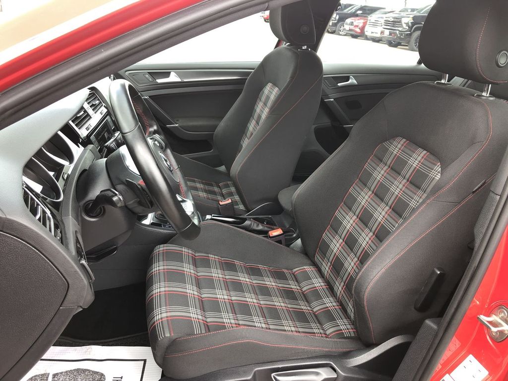 2020 Volkswagen Golf GTI