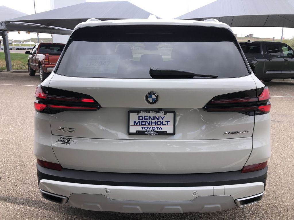 2026 BMW X5