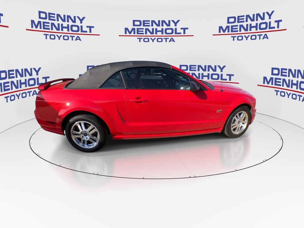 2005 Ford Mustang