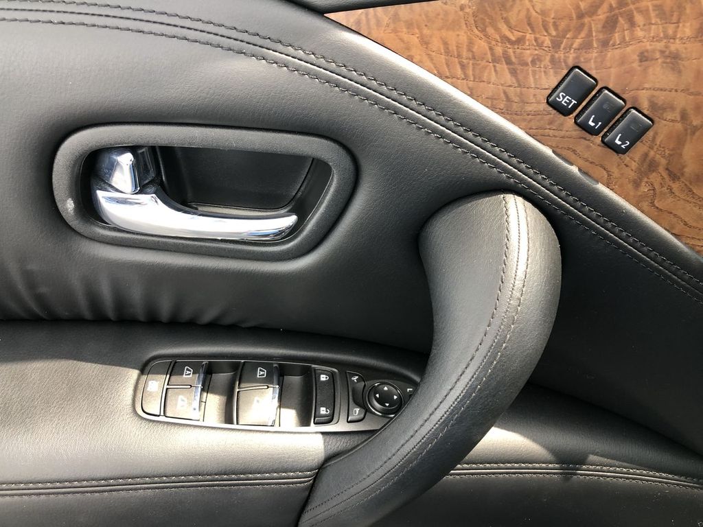2023 Nissan Armada