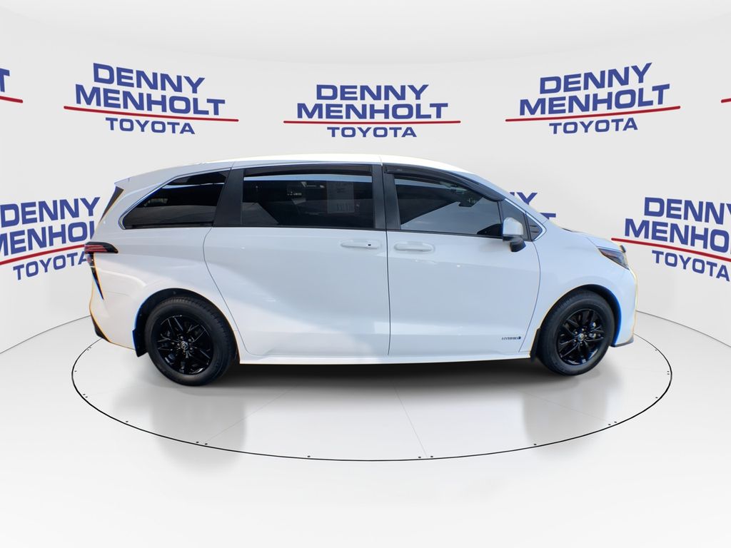 2021 Toyota Sienna