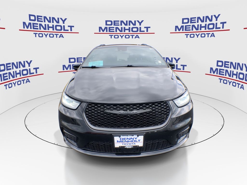 2025 Chrysler Pacifica