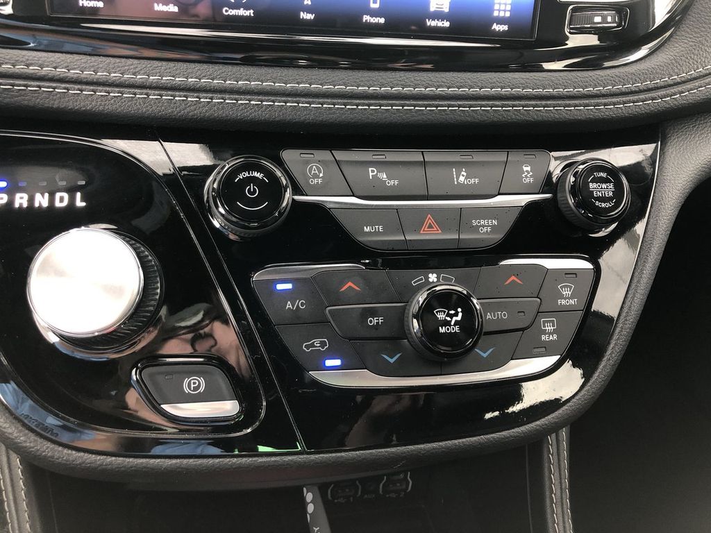 2025 Chrysler Pacifica