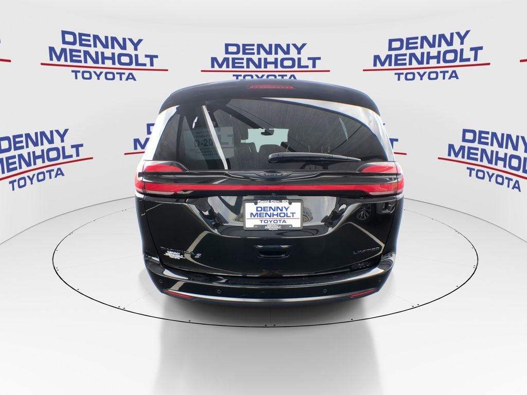 2025 Chrysler Pacifica
