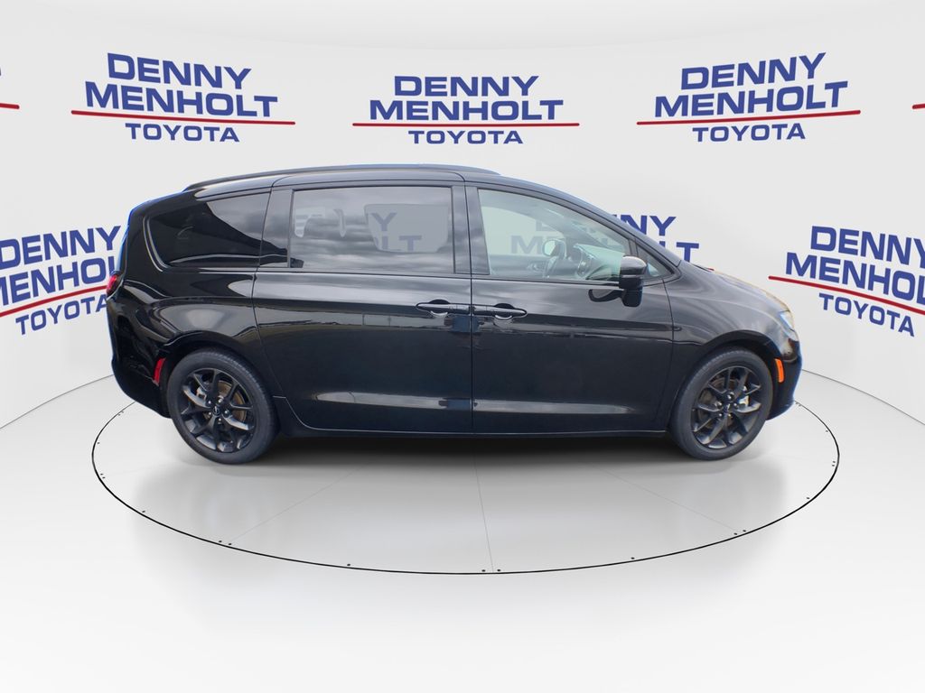 2025 Chrysler Pacifica