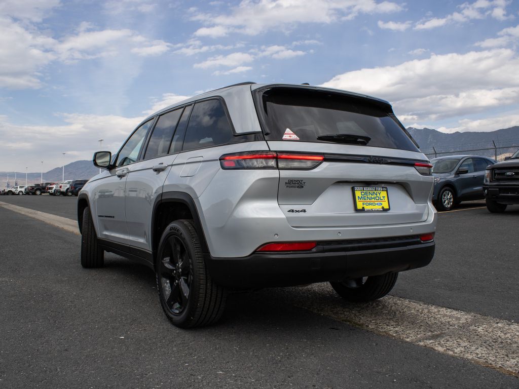 2023 Jeep Grand Cherokee