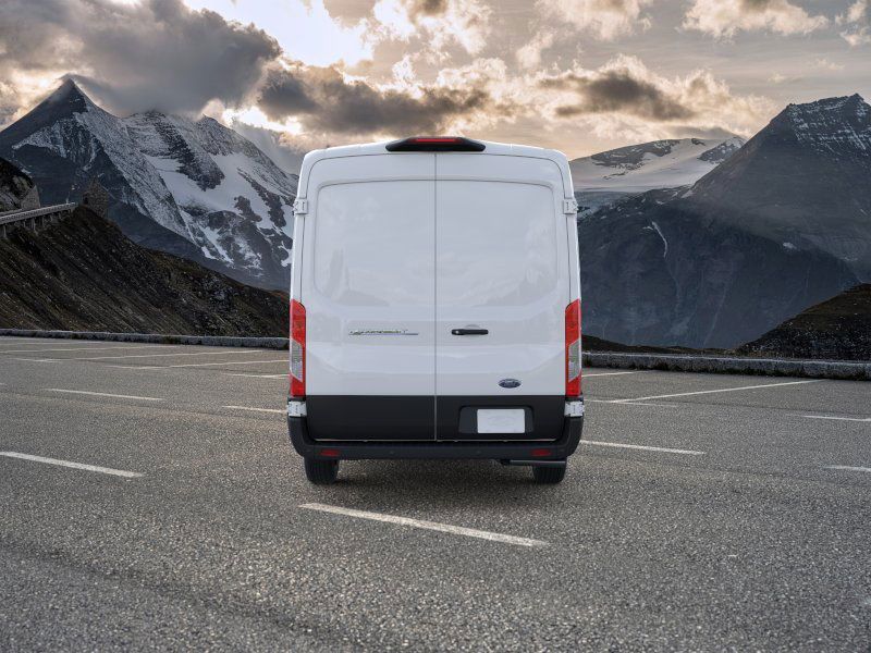2025 Ford E-Transit