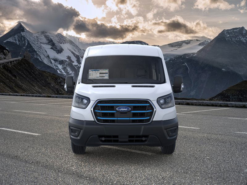 2025 Ford E-Transit