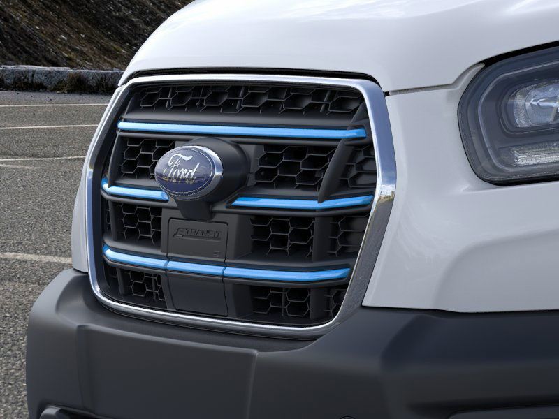 2025 Ford E-Transit