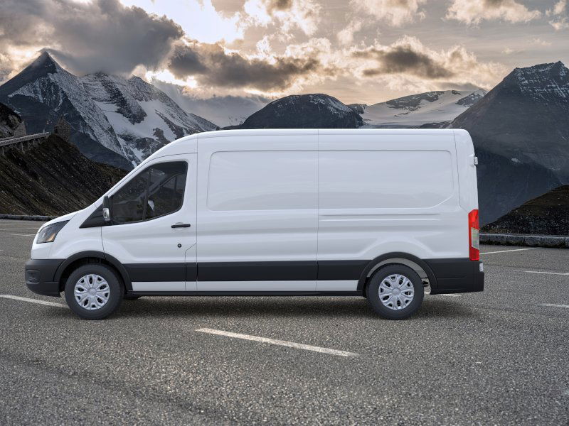 2025 Ford E-Transit