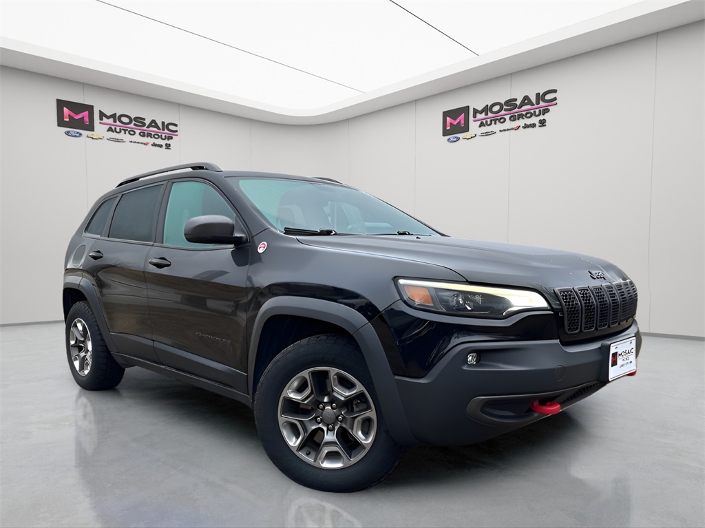 Used 2019 Jeep Cherokee Trailhawk SUV