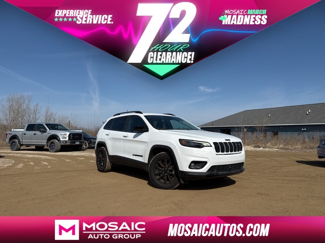 Used 2023 Jeep Cherokee Altitude SUV