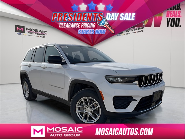 New 2025 Jeep Grand Cherokee Laredo SUV