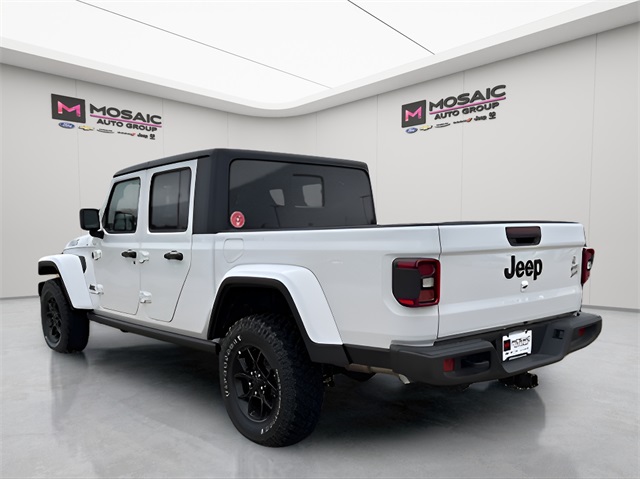 2024 Jeep Gladiator