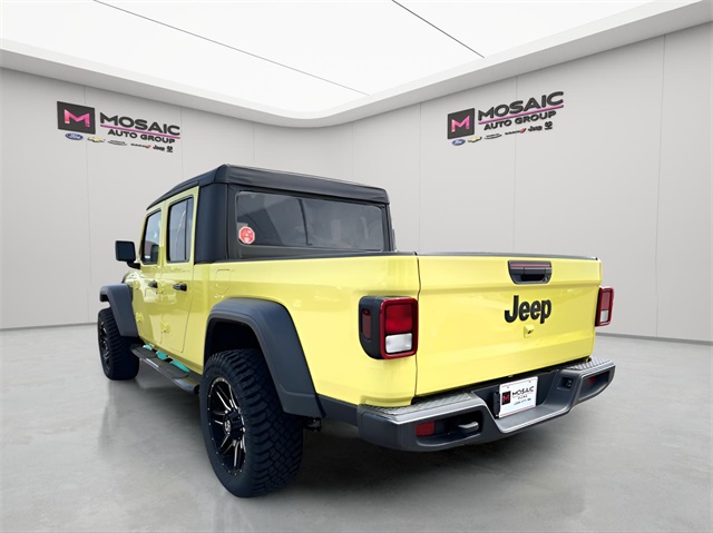 2023 Jeep Gladiator