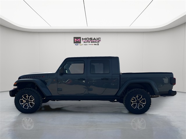 2024 Jeep Gladiator