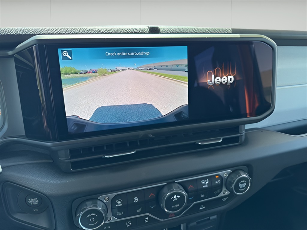 2025 Jeep Gladiator