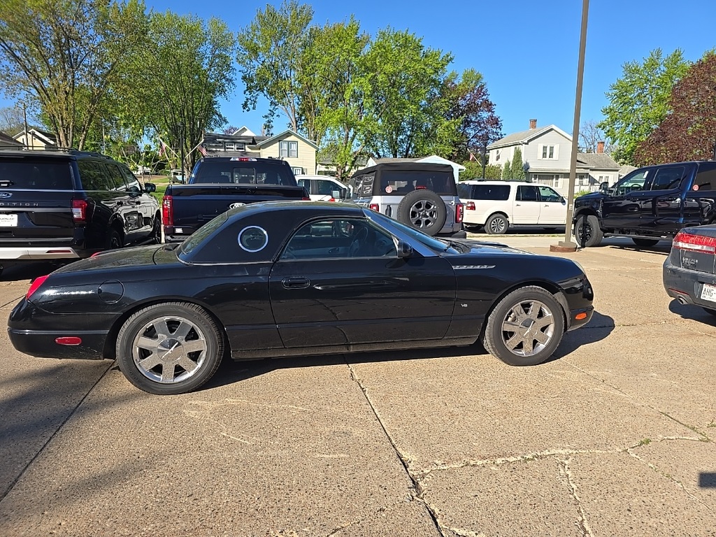 2003 Ford Thunderbird