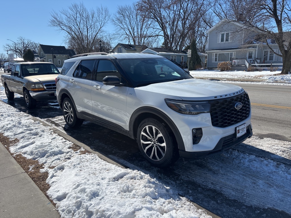 2025 Ford Explorer