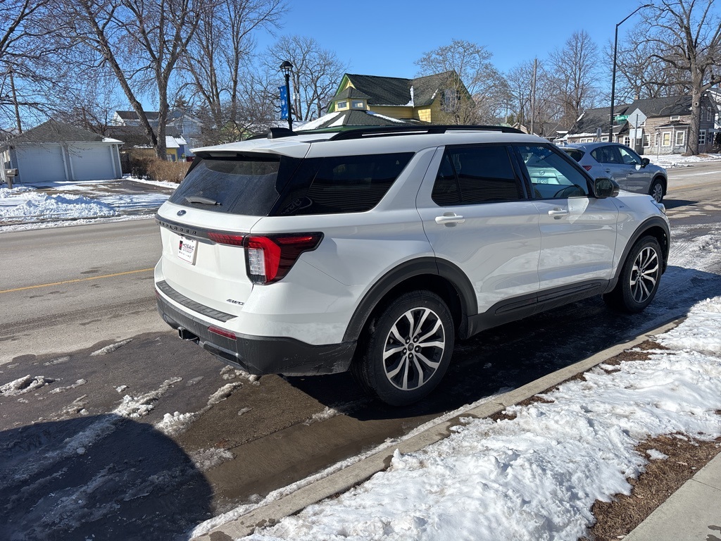 2025 Ford Explorer