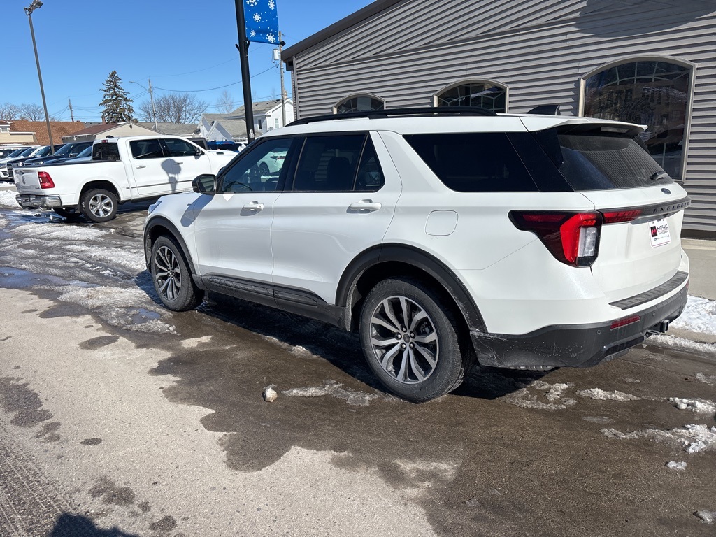 2025 Ford Explorer