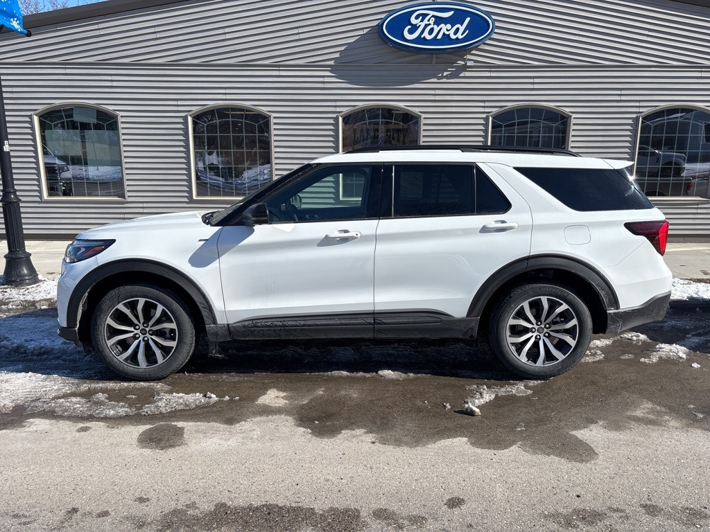 2025 Ford Explorer