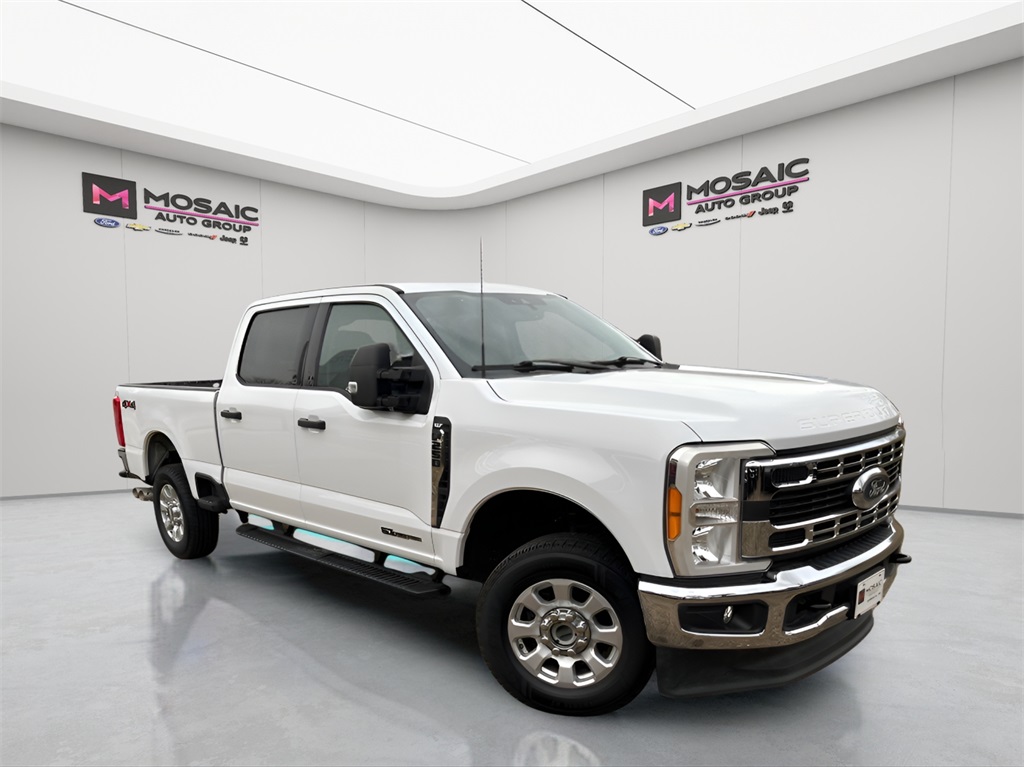 Used 2023 Ford F-250SD XLT Truck